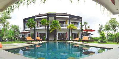 Premier Surf Camp