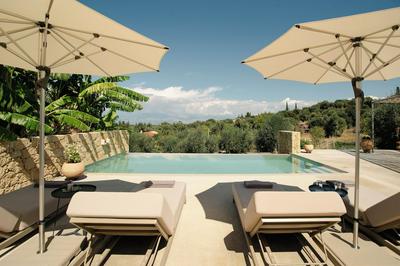 Kukutseli Country Living by White Dream