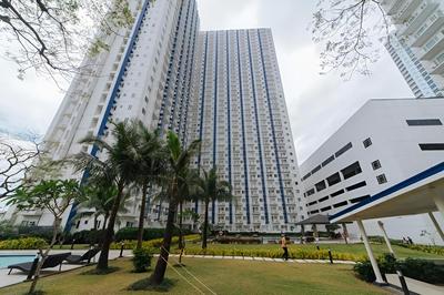 RedDoorz Premium @ SMDC North EDSA