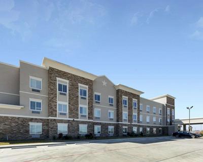 Garner Hotel Victoria - East by IHG