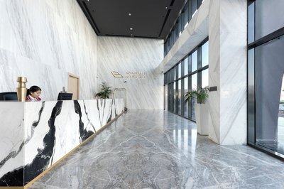 Modern 1BR with Pool and Gym Al Jaddaf