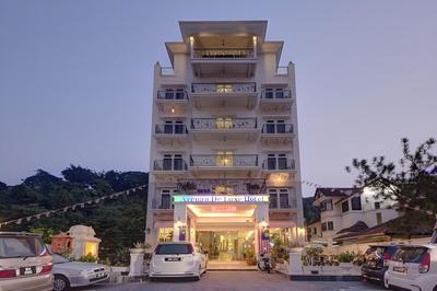 Arenaa Deluxe Boutique Hotel