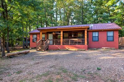 Broken Bow Cabin w/ Hot Tub: 3 Mi to Lake/overlook