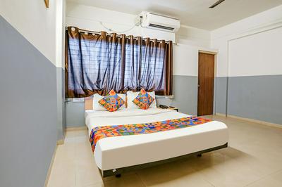 Fabhotel Bhakti Sankul