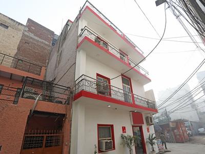 OYO 11312 Hotel Aero Capitol