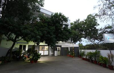 OYO 14404 Guindy Chennai Stays