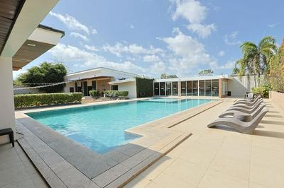 Holiday Suites Puerto Princesa