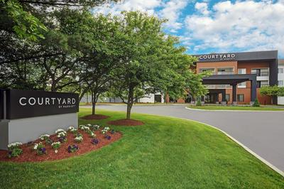Courtyard by Marriott Raynham