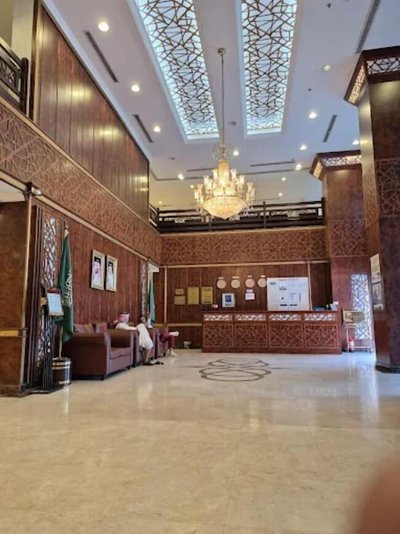 Fakher Al Azizia Hotel