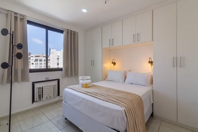 12 Minutes From Copacabana Beach Pl707