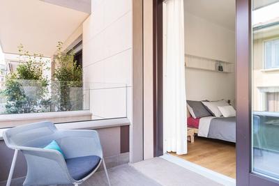 JOIVY Stylish 1-Bedroom Flat