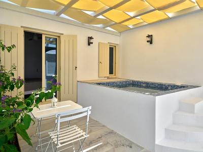 Naoussa Surfers Suite - Bluewave Getaway