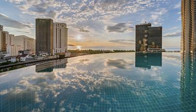 Hotel Del Luna by LUK Global