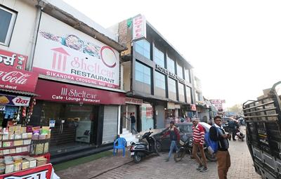 OYO 22826 Hotel Sheltear & Resturant