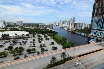 Stunning Bay Views 2 Bed 2 Bath Residence @ Beachwalk