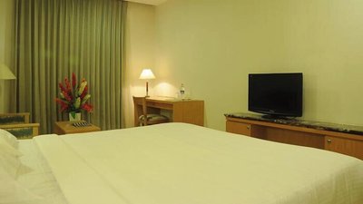 dhanalakshmi srinivasan hotels pvt ltd
