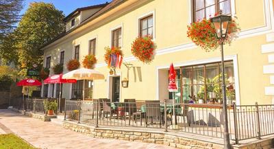 Gasthof-Hotel zur Linde