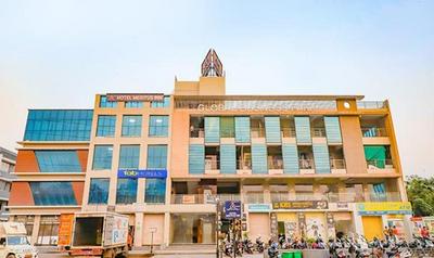 Fabhotel Meritus Inn