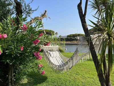 Lovely Holiday Apartment by the sea in Grimaud