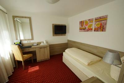 Airport Hotel Filderpost