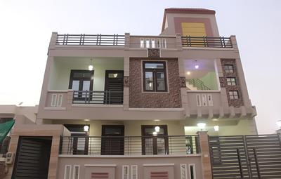 OYO 4096 Hotel Divyanshi