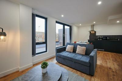 Host & Stay Balcony Room, Sevenstay Apartments