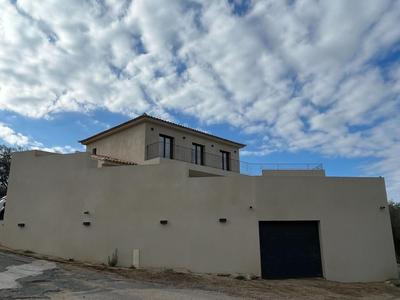 Superb Villa With Pool and sea View