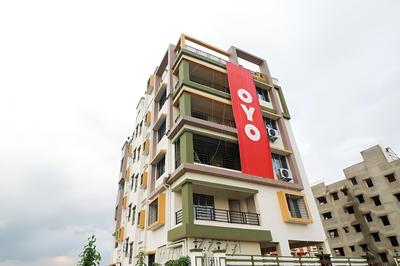 OYO 49454 Alankar Guesthouse