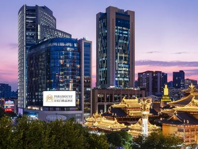 Paramount Gallery Hotel