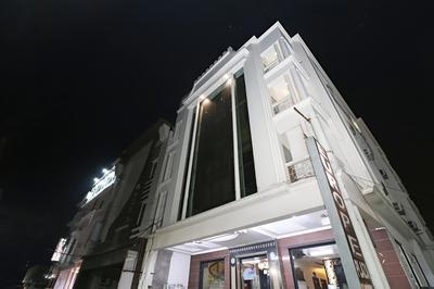 OYO 8076 Hotel Europe Plaza