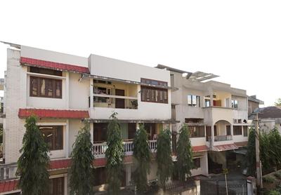 OYO 8209 Stay Down Town