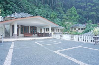 OYO 92966 Villa Bukit Awan