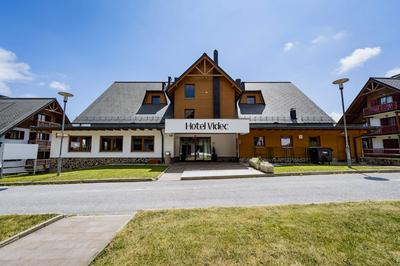 Pohorje Village Wellbeing Resort – Forest Hotel Videc