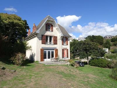 Villa in Normandy With Beach Access
