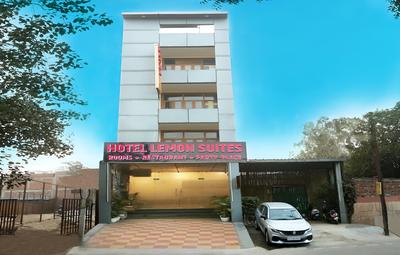 Hotel Lemon Suites & Banquet Noida Sector 62