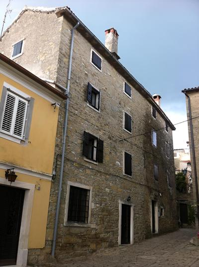 Stone House Heitzler