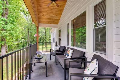 3 Mi to Dtwn & Holiday Events! Forest City Retreat