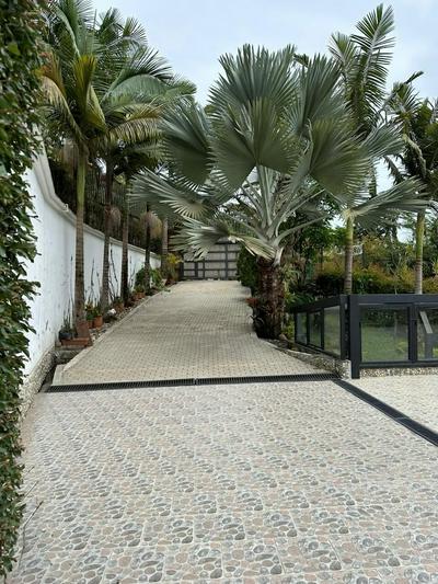 Hotel Loma Encantada