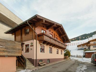 Chalet in Dienten in the Hochkoenig ski Region