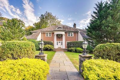 Historic Mamaroneck Guest House - Walk to Harbor!