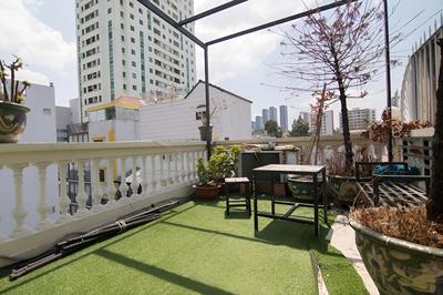 RedDoorz @ Nguyen Binh Khiem Street