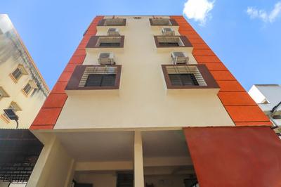 SPOT ON 37095 Sai Sidhi Lodge