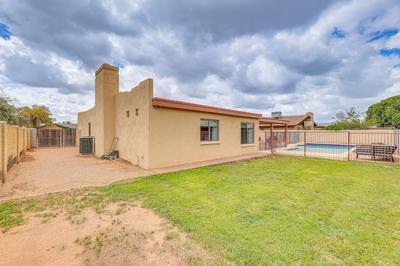 Private Pool & Patio: Home Near Mesa Arts Center!