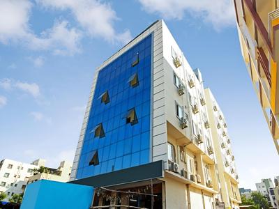 OYO Flagship 13544 Sri Sai Nilayam