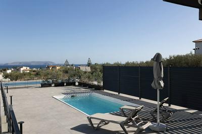 Limi Deluxe Suites