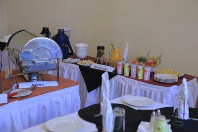 Executive Airport Hotel