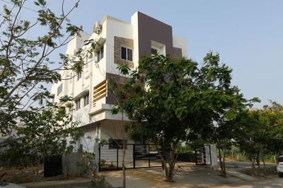 OYO 7722 Sorgam Serviced Apartments