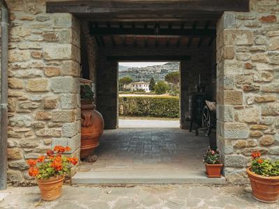 Chalet With Pool in Cortona