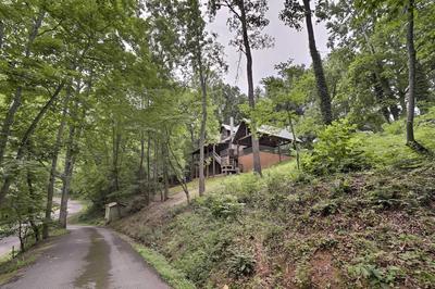 Franklin Cabin Surrounded by Smoky Mountains!