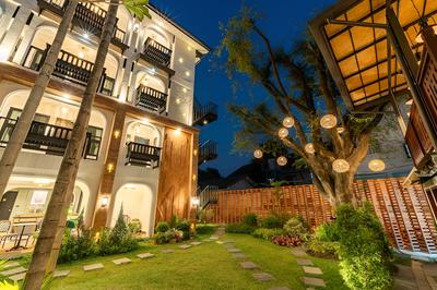 Shamrock Chiangmai Hotel - Adults Only
